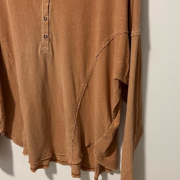 Urban Outfitters Oversized Henley Top - Picture 4 of 10